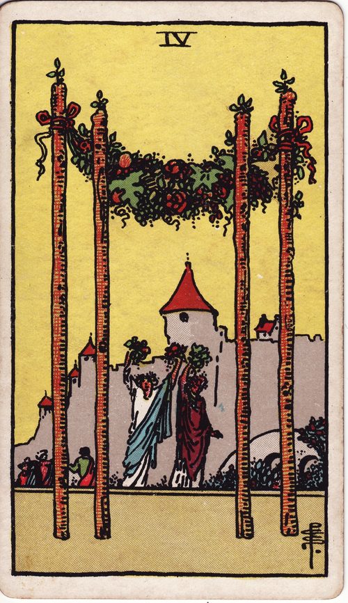 权杖四（Four of Wands）· rider-waite